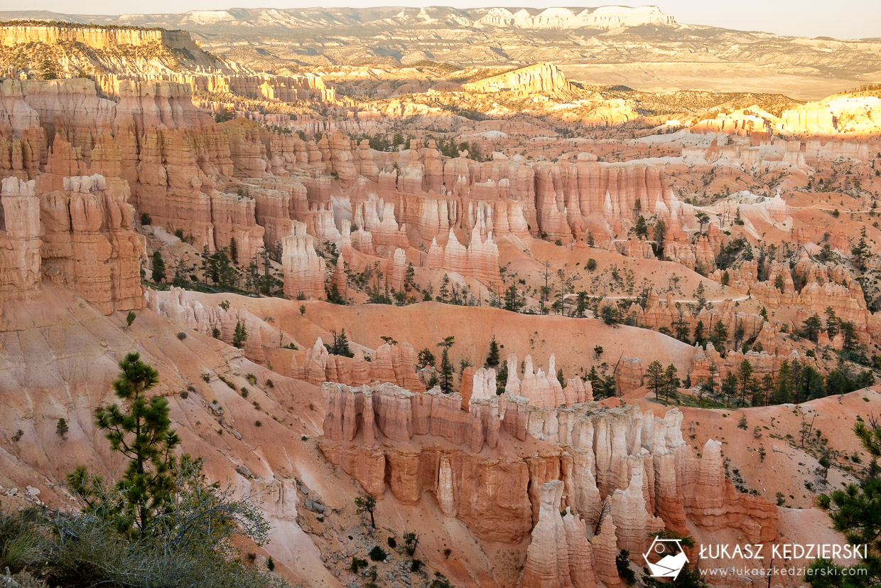 bryce canyon sunrise zachód słońca usa