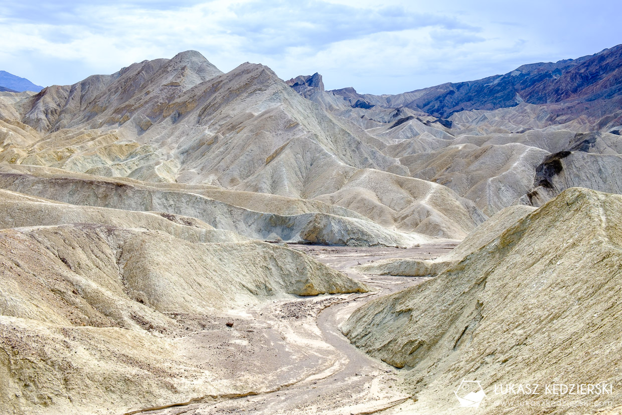 death valley golden canyon gover gulch loop Manly Beacon