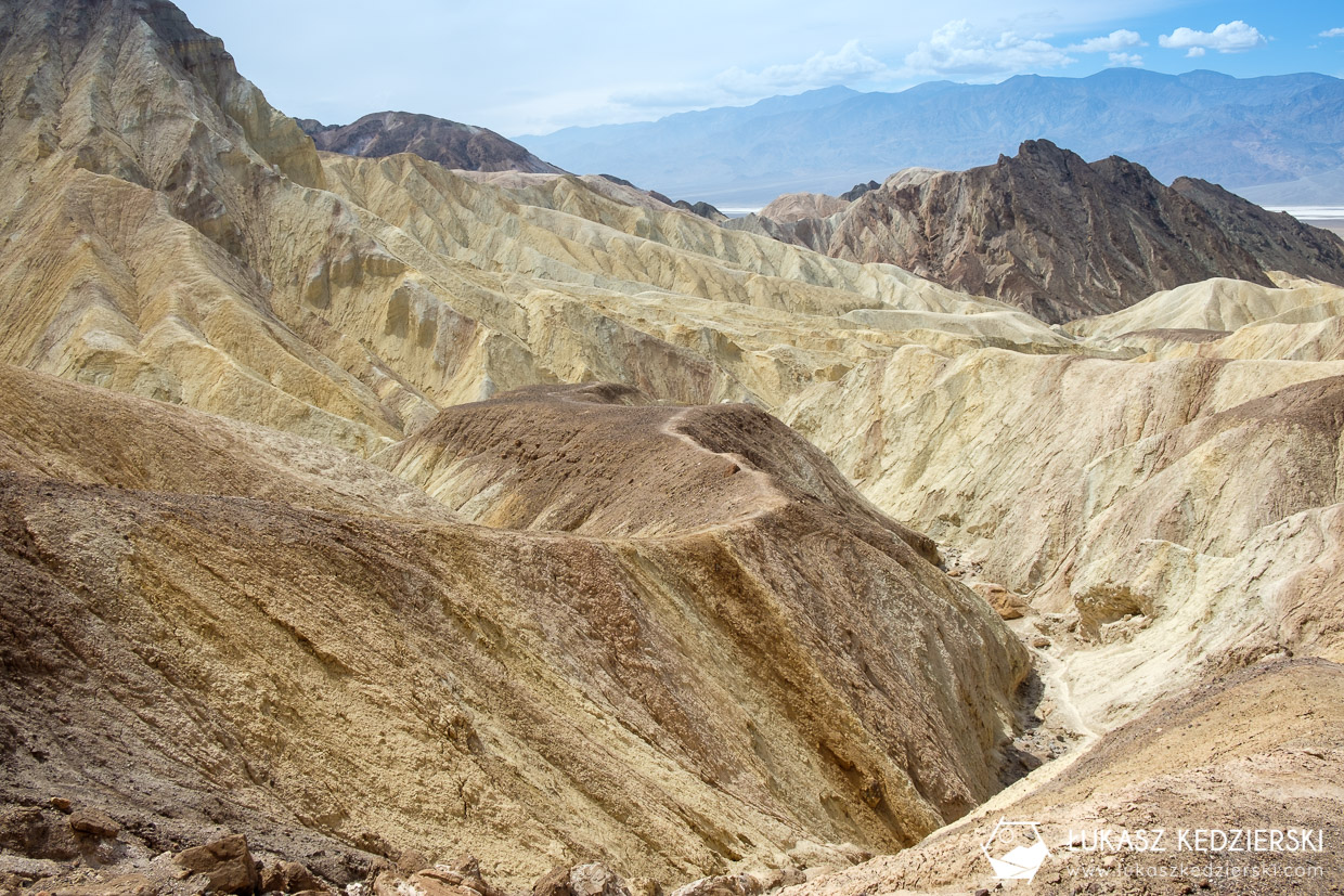 death valley golden canyon gover gulch loop Red Cathedral